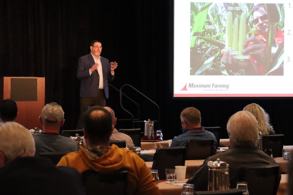 What better way to spend National Iowa Day yesterday than in Des Moines at our first 2023 #MaximumFarming Forum⁉️

We look forward to seeing everyone in Indianapolis next week!