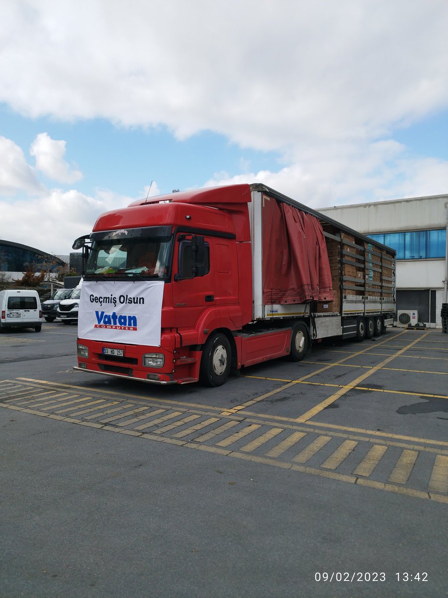 ismeteld's tweet photo. Böyle zor günlerden geçtiğimiz bu günlerde çalıştığım şirketin hassasiyeti bizleri çok mutlu etti Allah razı olsun. #vatanbilgisayar #vatancomputer @vatanbilgisayar @HasanVatan 🙏🙏🙏🙏 https://t.co/71VlYTr5Pq