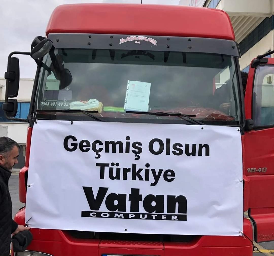ismeteld's tweet photo. Böyle zor günlerden geçtiğimiz bu günlerde çalıştığım şirketin hassasiyeti bizleri çok mutlu etti Allah razı olsun. #vatanbilgisayar #vatancomputer @vatanbilgisayar @HasanVatan 🙏🙏🙏🙏 https://t.co/71VlYTr5Pq