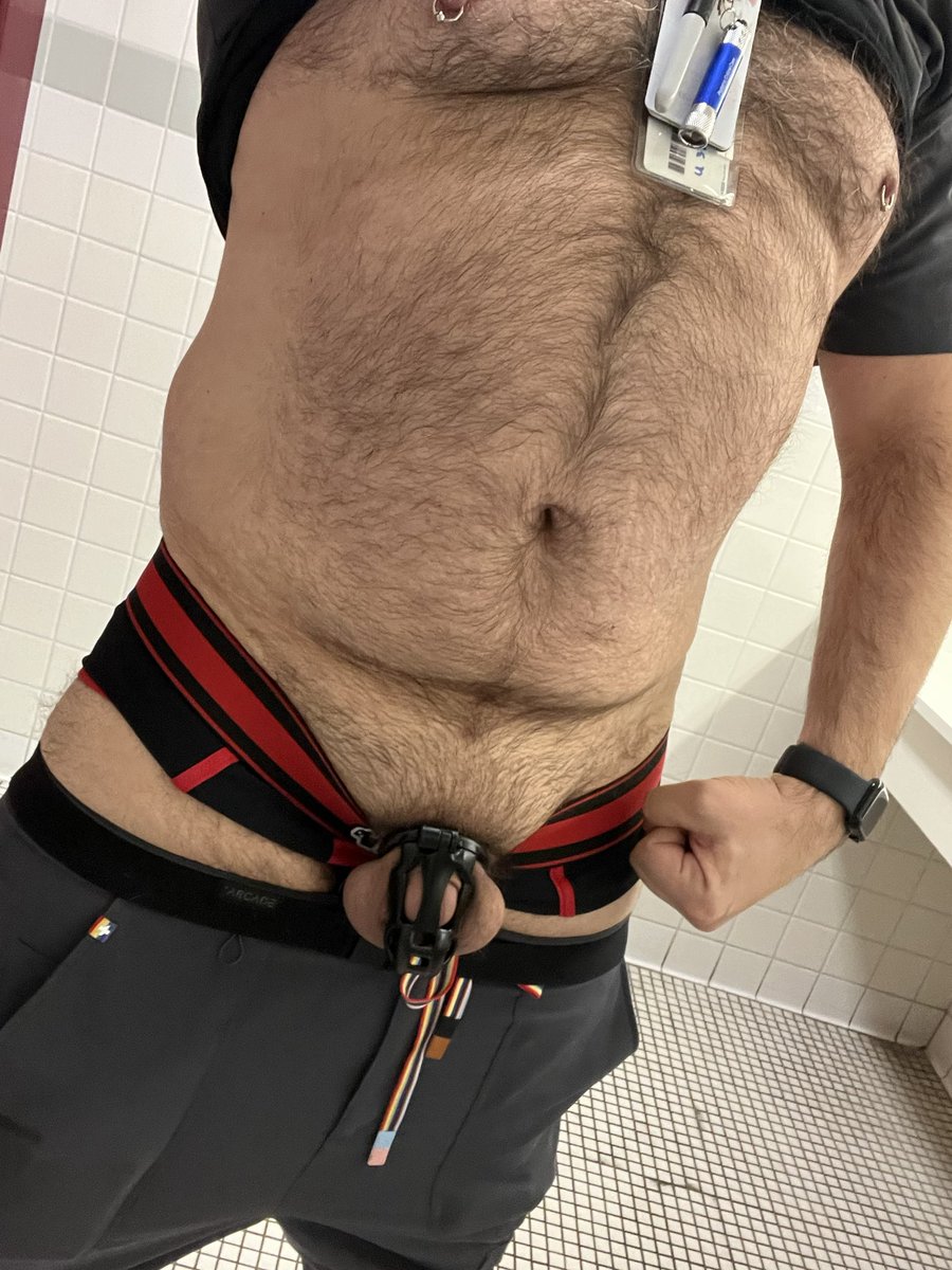 TeoPup1's tweet photo. Work should never keep a pup from being locked. Day 13/14 so close but so far away. #pupsinchastity #gaychastity #gaypup #whereisdaddy https://t.co/ghBvQbxvpa