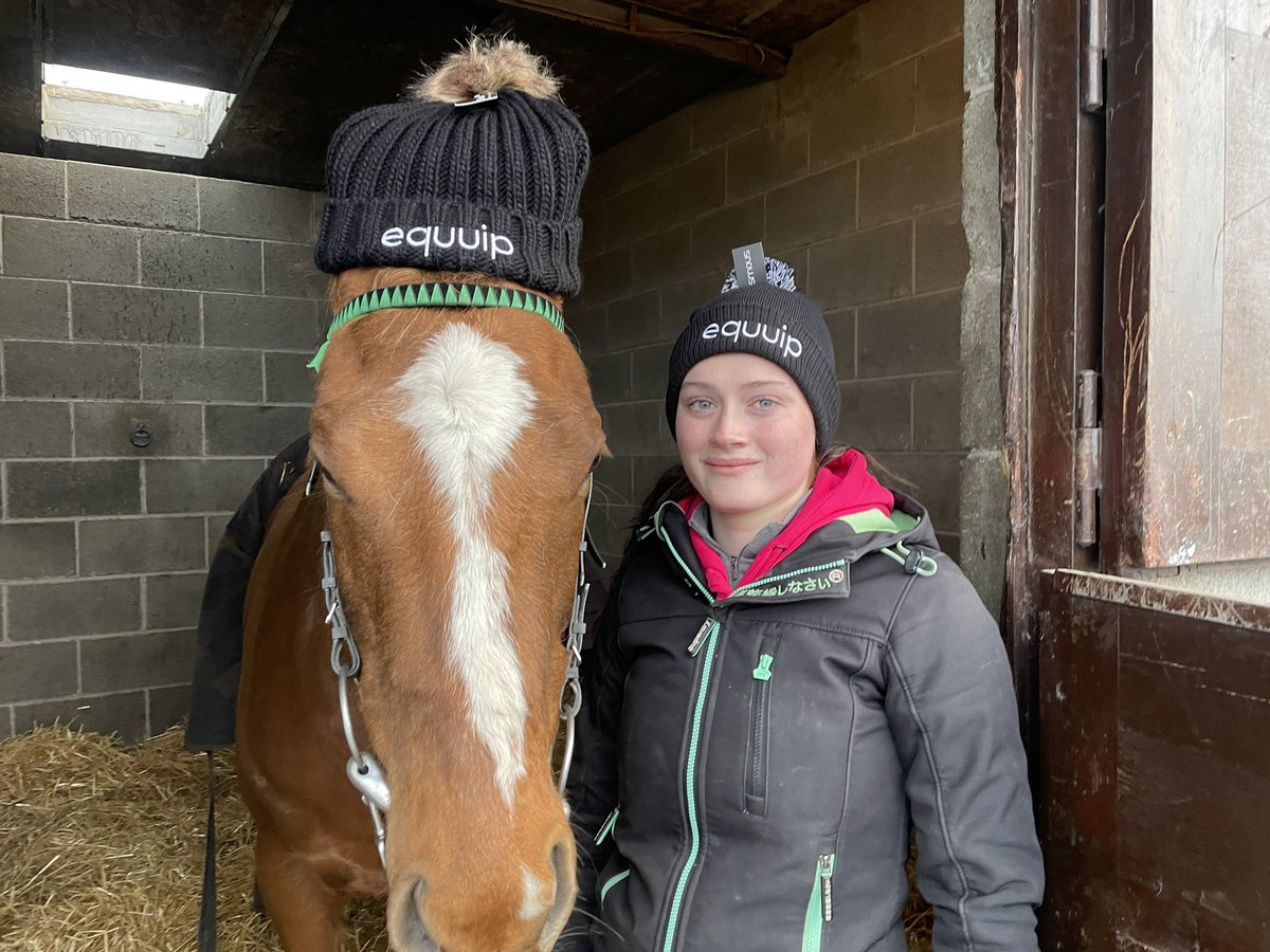 equuipHRI's tweet photo. We headed over to @Goffs1866 this evening for their February sale to give out some equuip beanie hats to the hardworking individuals showing, consigning and buying horses 👏🐎
#peoplebehindthemoments #horsesales #equuip #workinracing https://t.co/6L2rBuq6lB