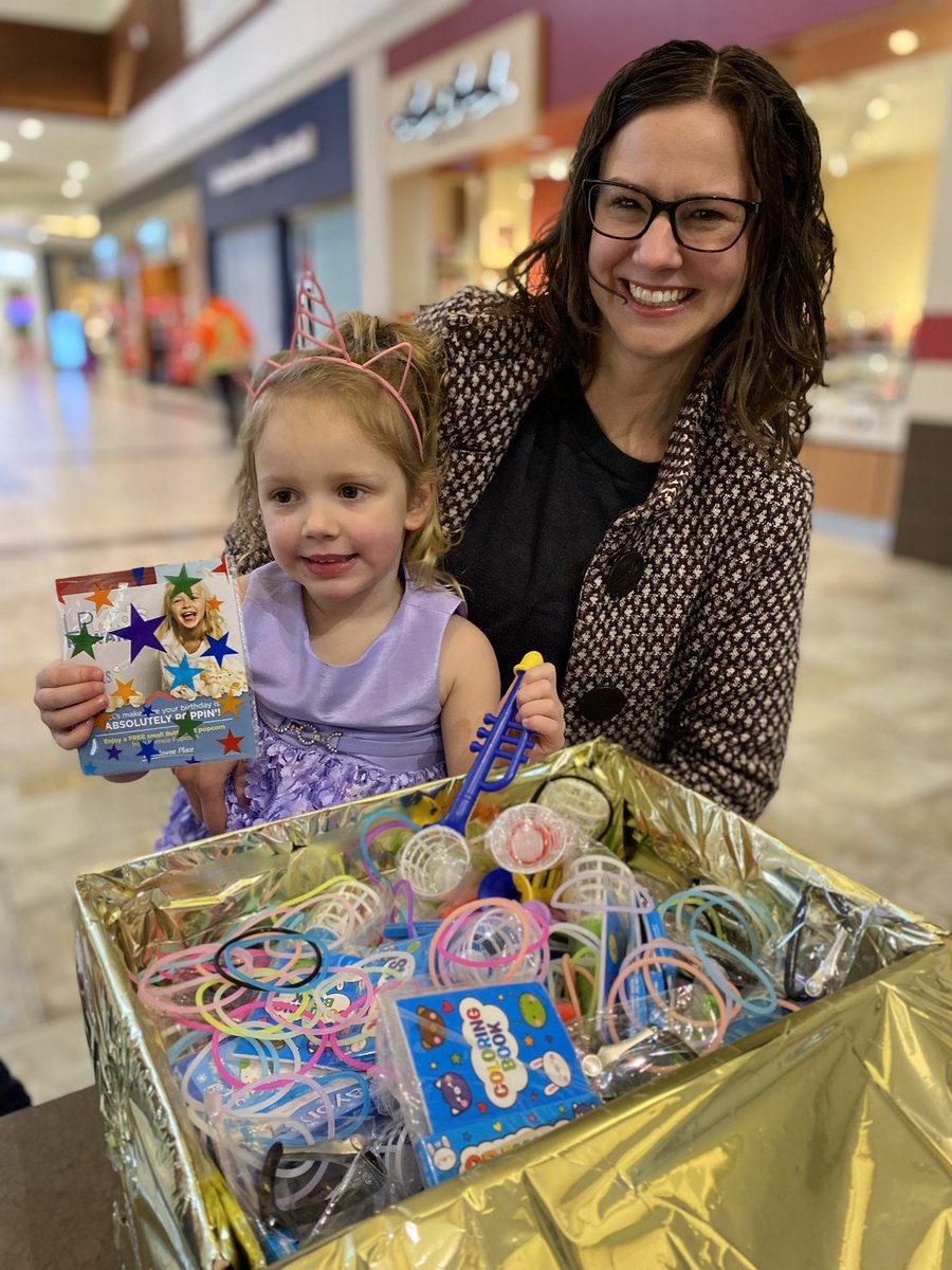 Have you signed up for LP KIDS REWARDS? This little birthday gal was among the first 200 members &amp; she was so excited to pick up her DELUXE gift! 🥳 Visit lansdowneplace.com for full program details and to register now.