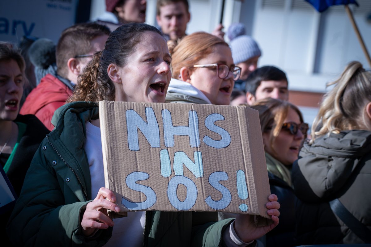'It’s inexplicable they won’t even discuss the current dispute, despite seeing in Scotland and Wales what can be achieved through negotiation'

NHS physio staff strike again after government's refusal to meet 

#CSP4FairPay 
bit.ly/3YznHAY
