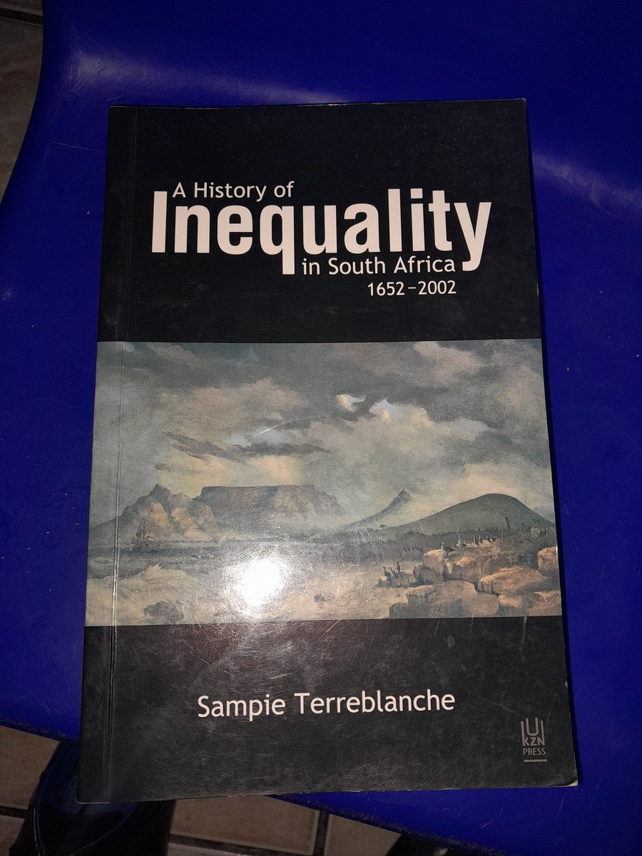 @helenzille May I suggest a book for you Magogo, with your permission #SONA2023 #StateOfTheUnionAddress #CyrilRamaphosa