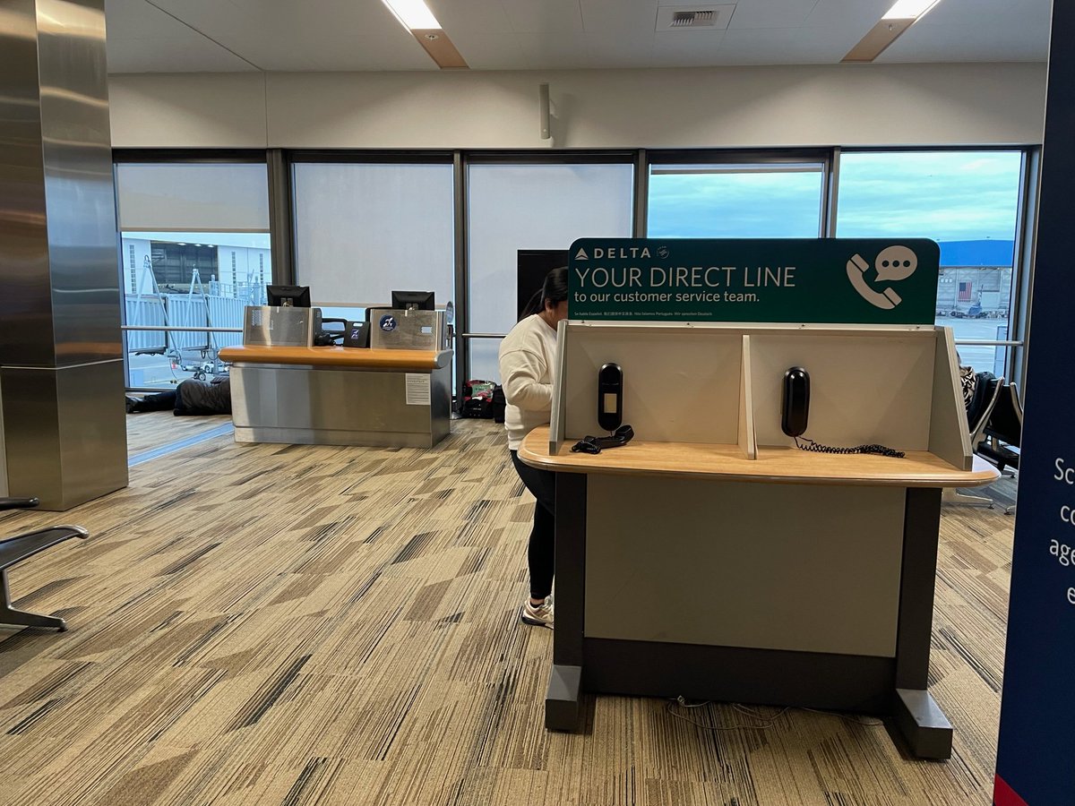 HLAAWaState's tweet image. Need help hearing at SeaTac airport? Use the #HearingLoops in the @Delta are at the S gates. 

Turn your hearing aid or CI to &quot;t&quot; or &quot;telecoil&quot; mode to bypass noise and get clearer sound. #HearingLoss #Disability #Access 

@HLAA @GITHL1