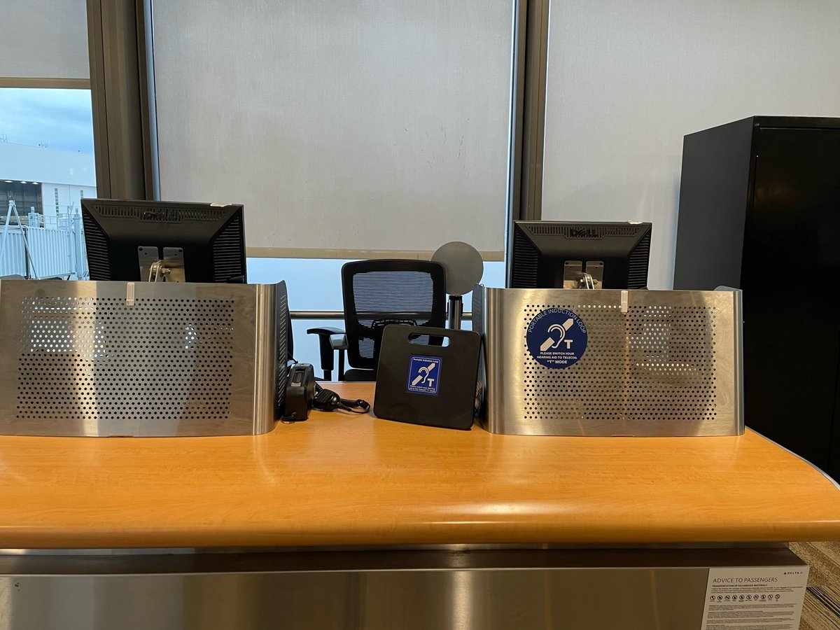 HLAAWaState's tweet image. Need help hearing at SeaTac airport? Use the #HearingLoops in the @Delta are at the S gates. 

Turn your hearing aid or CI to &quot;t&quot; or &quot;telecoil&quot; mode to bypass noise and get clearer sound. #HearingLoss #Disability #Access 

@HLAA @GITHL1