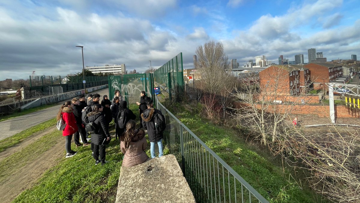 Dr Luz Navarro (@mluz_ne) on Twitter photo Last month I joined the <a href="/UOWarchitecture/">UoW School of Architecture and Cities</a> as a Lecturer in Urban Planning & Architecture. Thrilled and grateful to be part of the <a href="/UoWDesCit/">Designing Cities</a> along <a href="/giulioverdini/">giulio verdini</a> and the brilliant 'Planning' team. Looking forward to seeing our Year 2 student's work for The Climate Urbanism Studio. Last month I joined the <a href="/UOWarchitecture/">UoW School of Architecture and Cities</a> as a Lecturer in Urban Planning & Architecture. Thrilled and grateful to be part of the <a href="/UoWDesCit/">Designing Cities</a> along <a href="/giulioverdini/">giulio verdini</a> and the brilliant 'Planning' team. Looking forward to seeing our Year 2 student's work for The Climate Urbanism Studio.