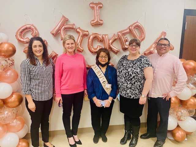 SAC_OSR's tweet photo. The TEAM & The Administrators who SUPPORT our TEAM. Cancer came. We fought. She (Anabell) WON! #SACProud #SACStrong #SACFamily @DrTiffanyHrndz #grateful https://t.co/zbh4reAztB