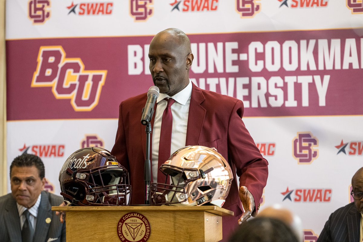 Black College Live (@blkcollegelive) on Twitter photo After the storm, <a href="/BCUGridiron/">π Bethune-Cookman Football</a> has their new head coach. Raymond Woodie Jr (<a href="/CoachWoodie/">Raymond Woodie Jr.</a>) talks with our Black College Live crew about his plans to turnaround his alma mater. #HailWildcats youtu.be/9QBZUWv1JUo via <a href="/YouTube/">YouTube</a> After the storm, <a href="/BCUGridiron/">π Bethune-Cookman Football</a> has their new head coach. Raymond Woodie Jr (<a href="/CoachWoodie/">Raymond Woodie Jr.</a>) talks with our Black College Live crew about his plans to turnaround his alma mater. #HailWildcats youtu.be/9QBZUWv1JUo via <a href="/YouTube/">YouTube</a>