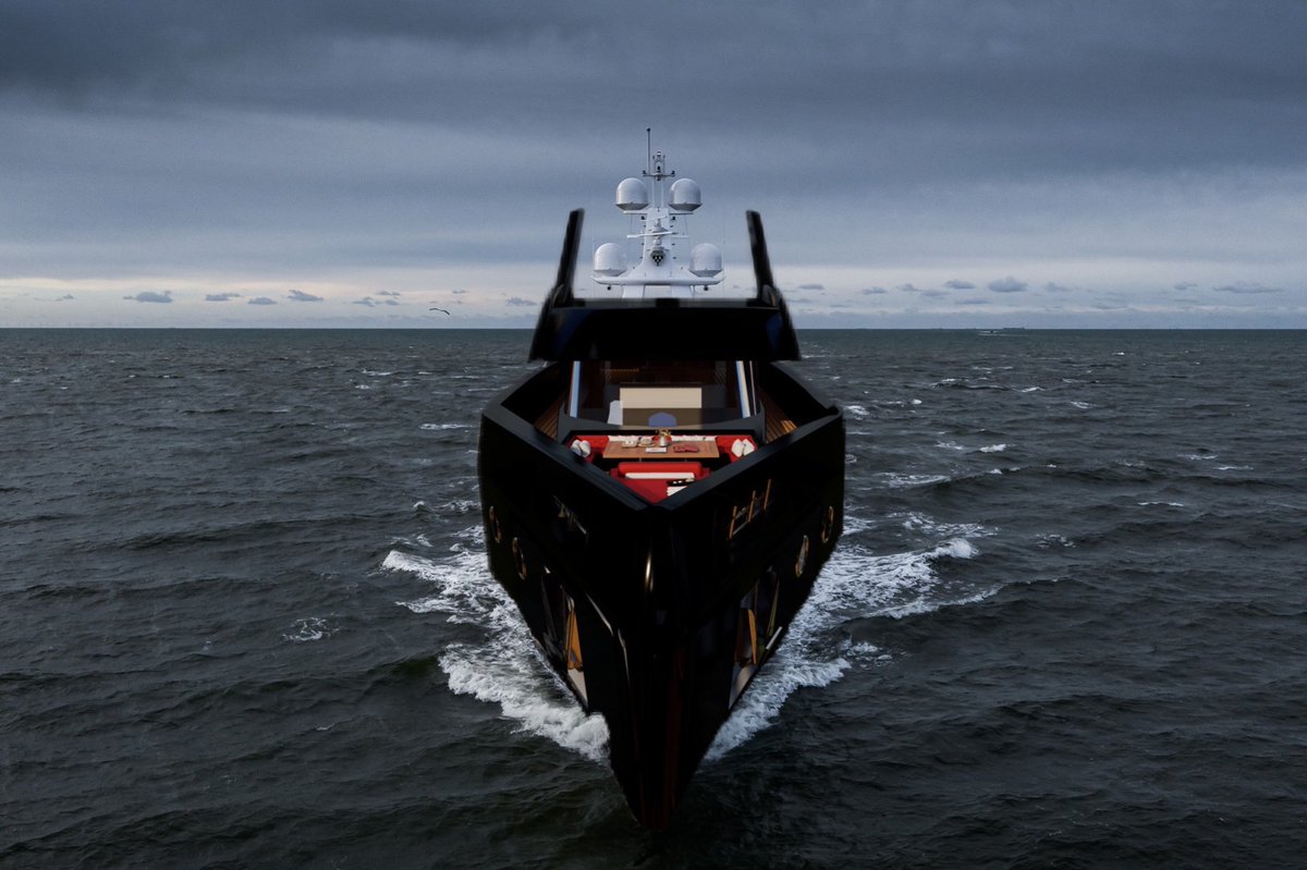 Royalcaptain0's tweet photo. Sea panther enters the family of royal captain, 2023 80ft yacht #black #panther #yacht #luxury https://t.co/Msj3CvxRnP