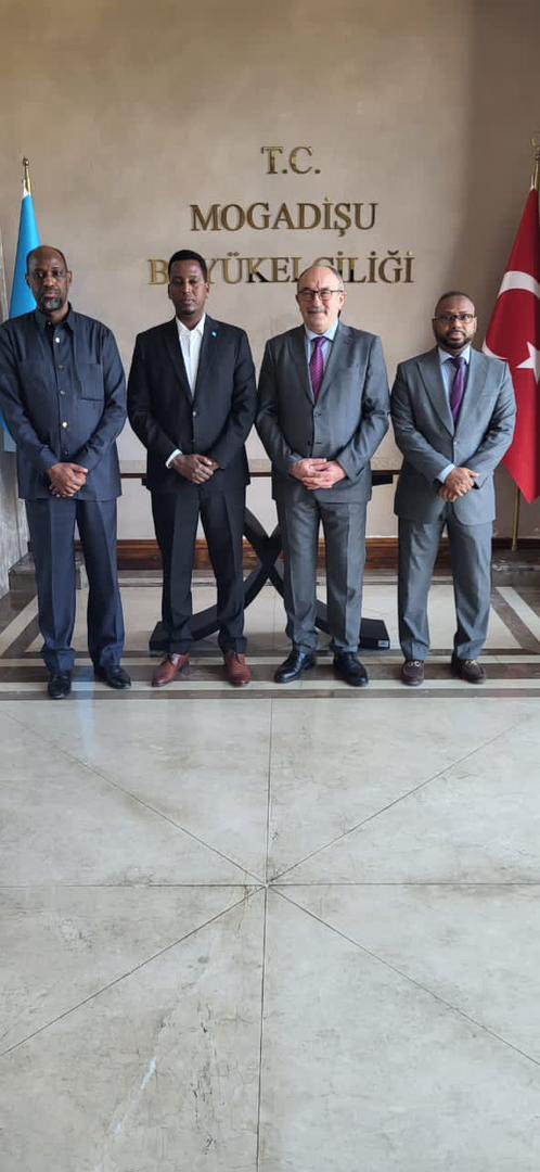 isackfanax's tweet photo. My heartfelt condolences to the families those who lost their lives &amp; wish a speedy recovery to those injured in the tragic calamities.

 I signed today the condolence book at the @TC_Mogadishu, Somali stands in solidarity with the Government &amp; people of Turkiye. https://t.co/0R3lI29YMK