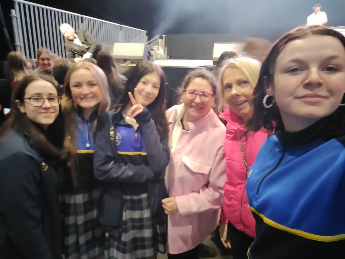 ciosagain's tweet photo. Delighted that our school was represented at the @CASuicide Student Congress in the @TheRDS today. Well Done to the students who travelled up early this morning and Ms. Nolan and Ms. Holland who accompanied them. @ceist1 @EmoParish @love_port https://t.co/jRSORyVxgA