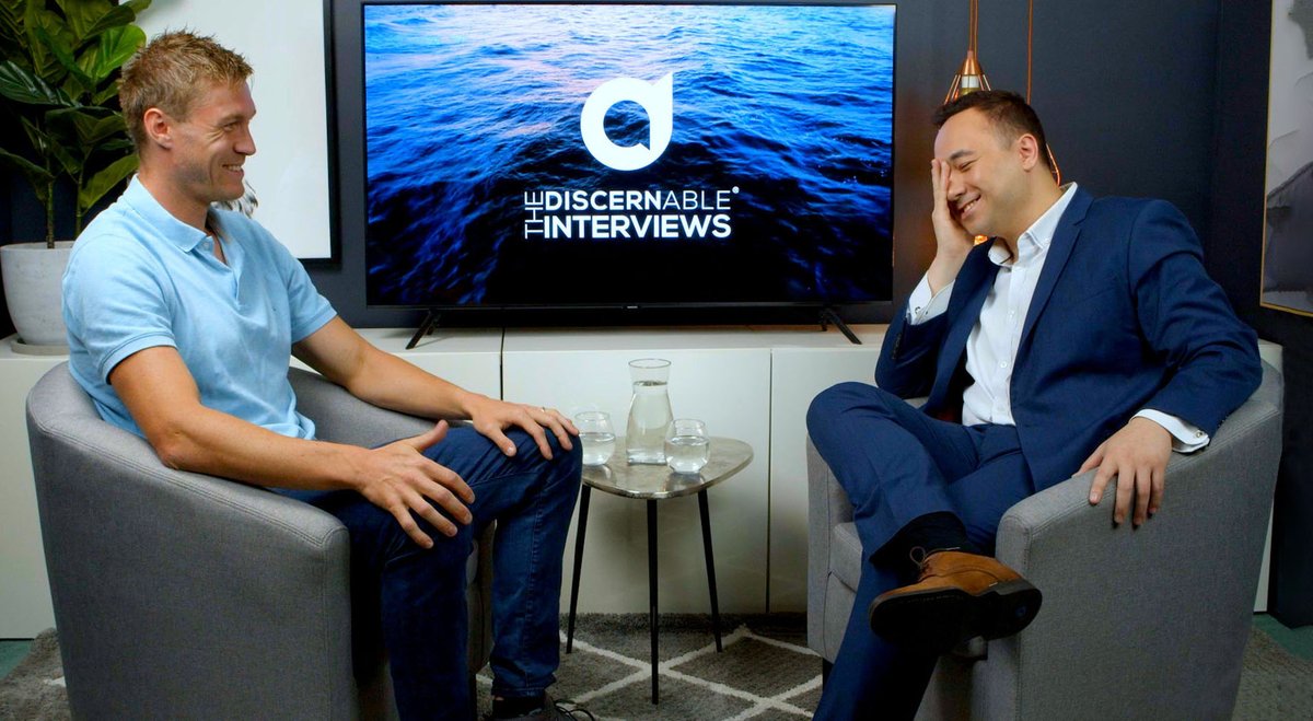 discernable tweet media