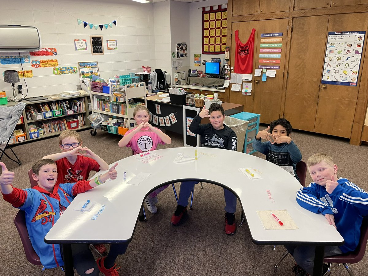 MrsJDawson1's tweet photo. We love our new whiteboard table! Thank you WLEF for granting us this awesome table to help with our literacy growth! #wlcardpride #ONE https://t.co/MWdQU14bKW
