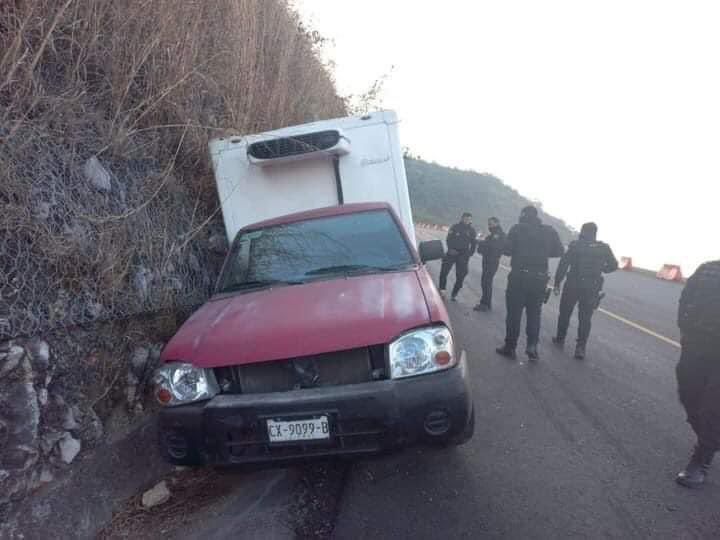 • Destada la violencia en Chiapas, 7 Ejecutados en menos de 48 horas.

• Autoridades dicen tomar cartas en el asunto, mientras en el Estado las ejecuciones están a la orden del día. 

#FronteraSur #MazapaDeMadero #Amatenango #SanCristóbalDeLasCasas #Chiapas #ColumnaInformativa