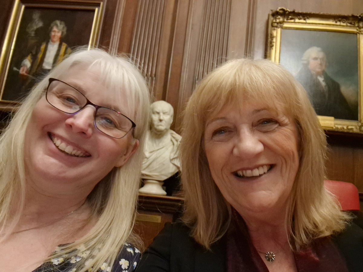 hope2sleep1's tweet photo. Lovely dinner at @RCPhysicians with @nursey40 @MeganRDC + many others. Thanks for the invite @SteierJoerg + look forward to #6thClinicalUpdate #SleepConference tomorrow @GSTTevents https://t.co/6t8PXVsmS2