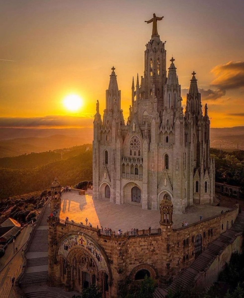 Temple of the Sacred Heart of Jesus |  Barcelona | Spain 🇪🇸

via @whereisthiss_ 

#MWC23