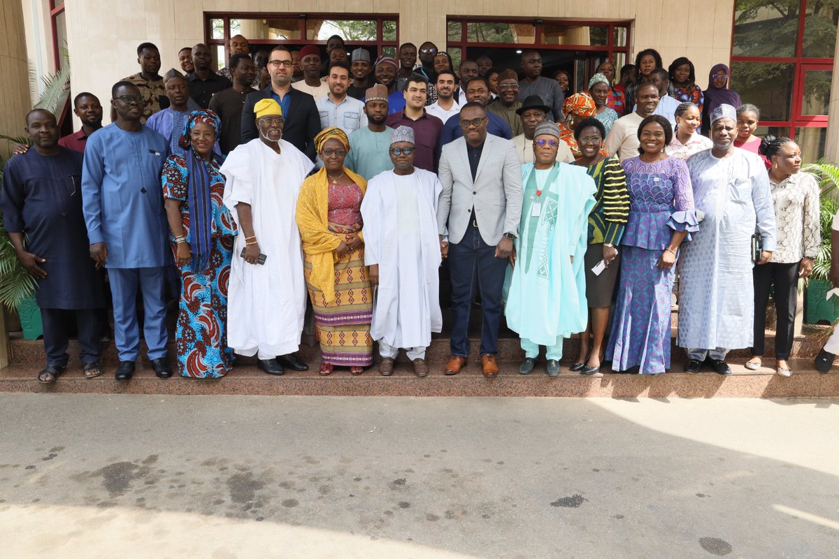 natpopcom's tweet photo. Today, the Chairman of NPC, Hon Nasir Isa Kwarra, paid an assessment visit to the training workshop organized by Grid 3 and other technical partners for the NPC Staff on Enumeration Area Effort Metrics Tools and Population Estimation Count towards the 2023 Census at Wuse 2, Abuja https://t.co/8foVPsjUHy