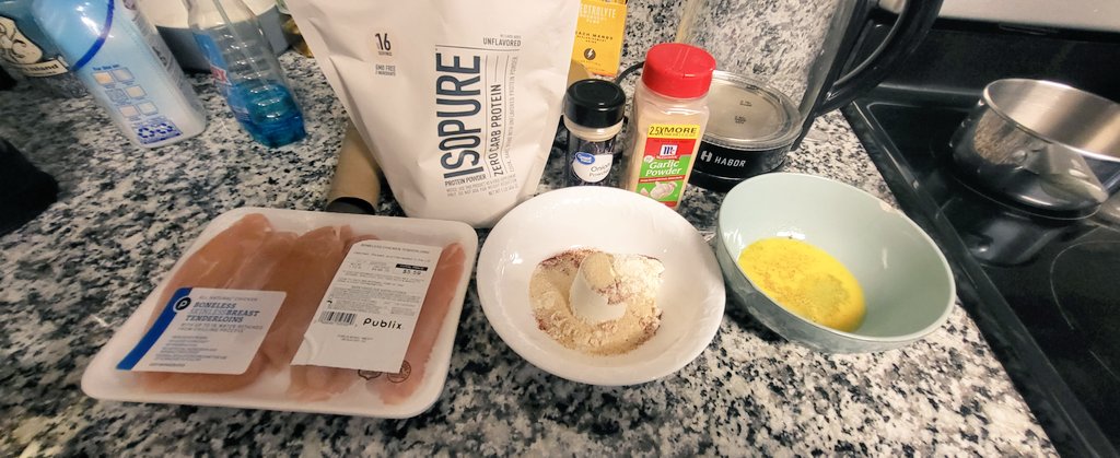 Bread your chicken in @ISOPURECOMPANY unflavored protein powder. This is ✨️life-changing ✨️ 
Zero carb ✔️ 
Protein ✔️ 
Tastes good ✔️ 
#keto #healthylifestyle #chicken #Foodie #kitchenlove