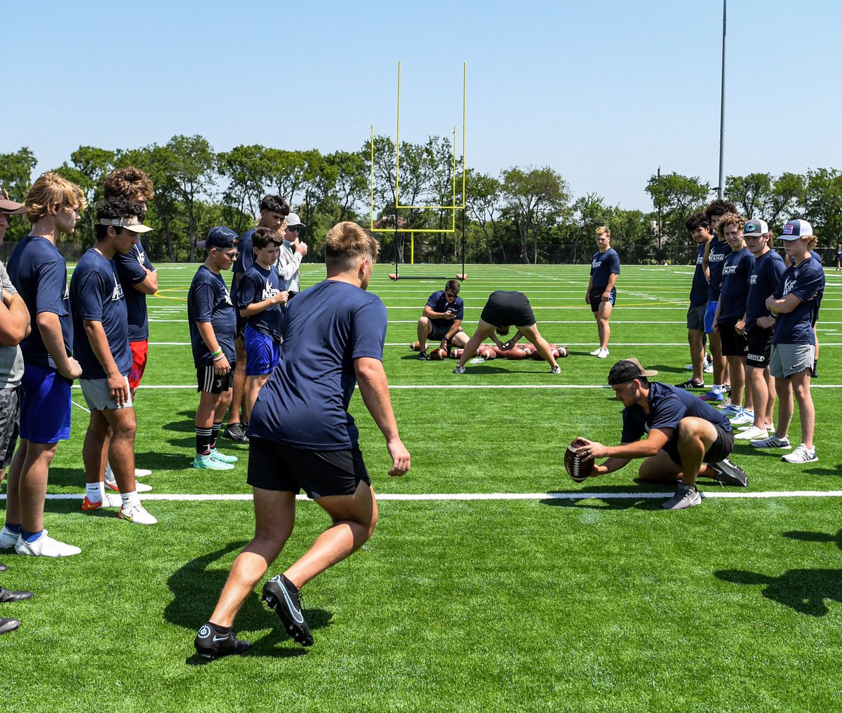 Back to work this weekend!

Dallas:Saturday 10-12 @ LoveJoy

Austin: Sunday 12-2 @ Westwood

Come get better in either Austin or Dallas this weekend. First session is FREE! Link in Bio 

<a href="/OneOnOneKicking/">OneOnOne Kicking Camps🏈</a> <a href="/coachBrian_Egan/">Brian Egan</a> 
<a href="/blakemazza/">Blake Mazza</a>