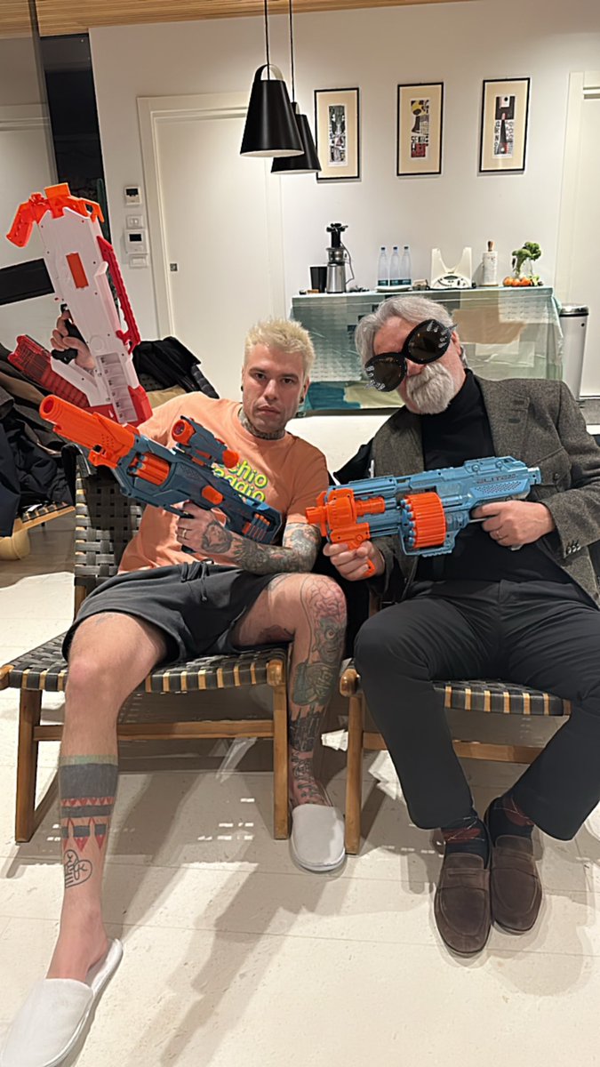 Fedez tweet media