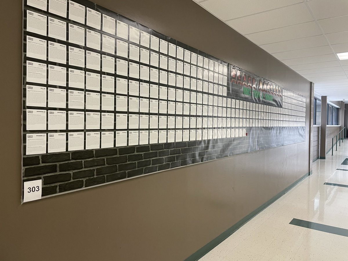 JamyeSmitty's tweet photo. Used a page-a-day calendar from @EBONY to create this bulletin board. I’m pretty pleased with how it turned out. Black History — More Than A Month https://t.co/3n6Jsz1JrT