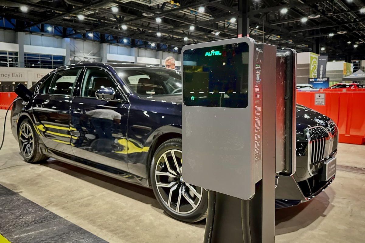 autelenergy's tweet image. Here's a sneak peek behind the scenes at this year's @ChiAutoShow! We're excited to be here and even prouder to be named The Official #EVCharger of #CAS23! Visit our booth at the EV Test Track in the South Hall! 
Autel Energy: #PoweringThePlanet 🌎