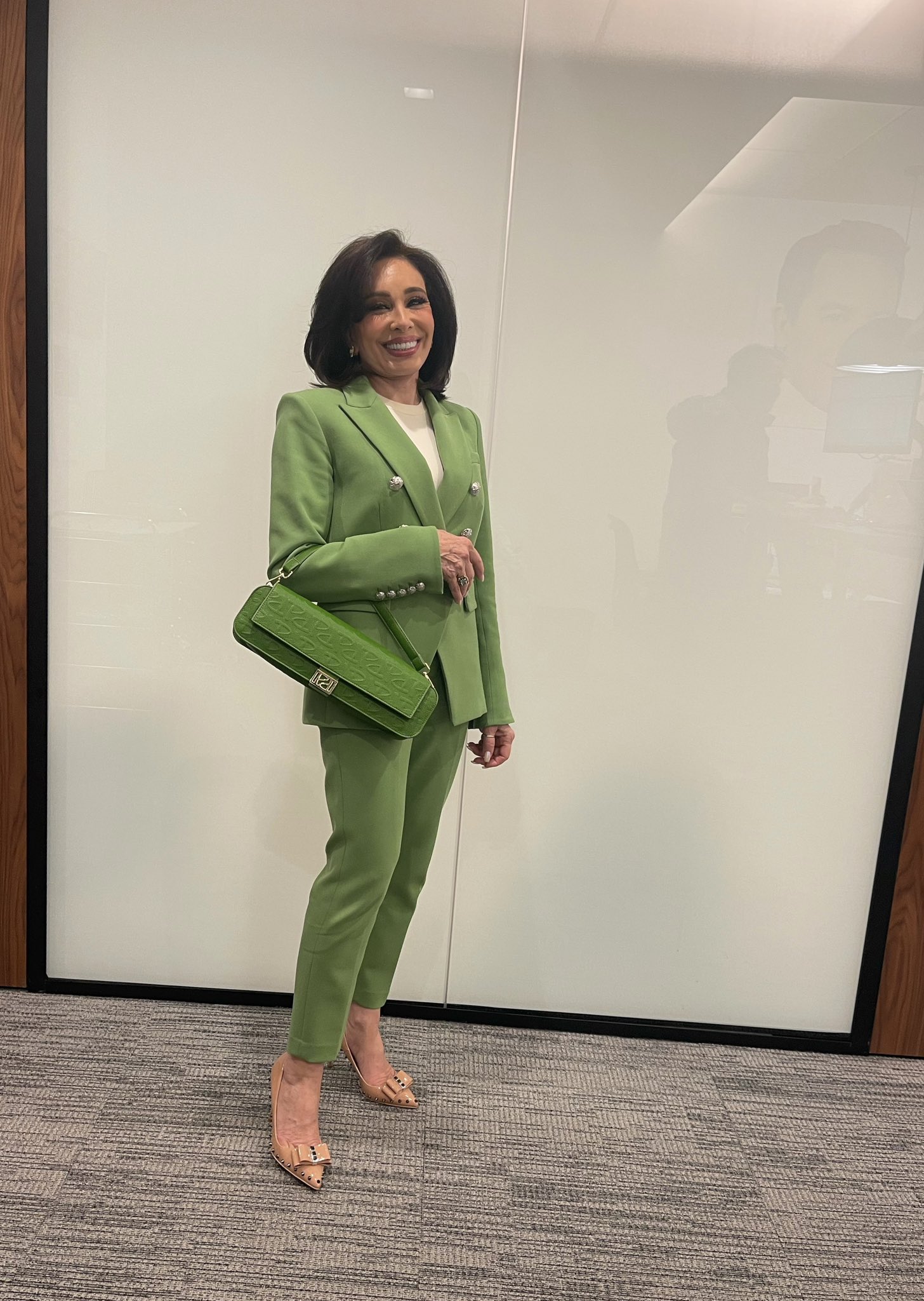 You Won'T Believe Why Judge Jeanine'S Not On The Five! - chr59we