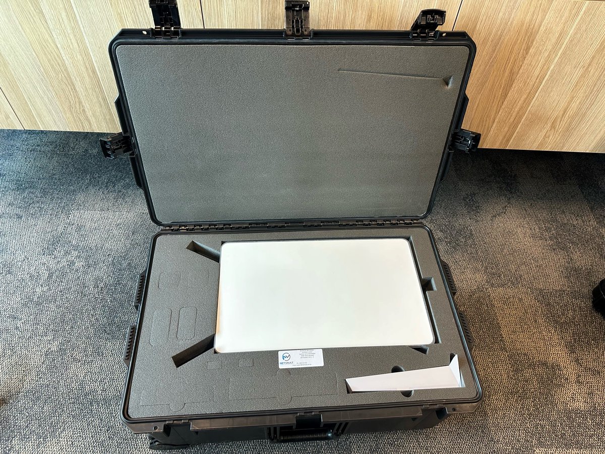 NetVaultAus's tweet photo. It’s been great to work with the @SunWaterLimited  team in expanding their disaster response capabilities by utilising NetVault Rapid Deployment Kits (RDKs) with Starlink’s LEO satellite technology. 

These RDKs will allow them to rapidly deploy emergency Internet connectivity. https://t.co/zEKfCIRW4S