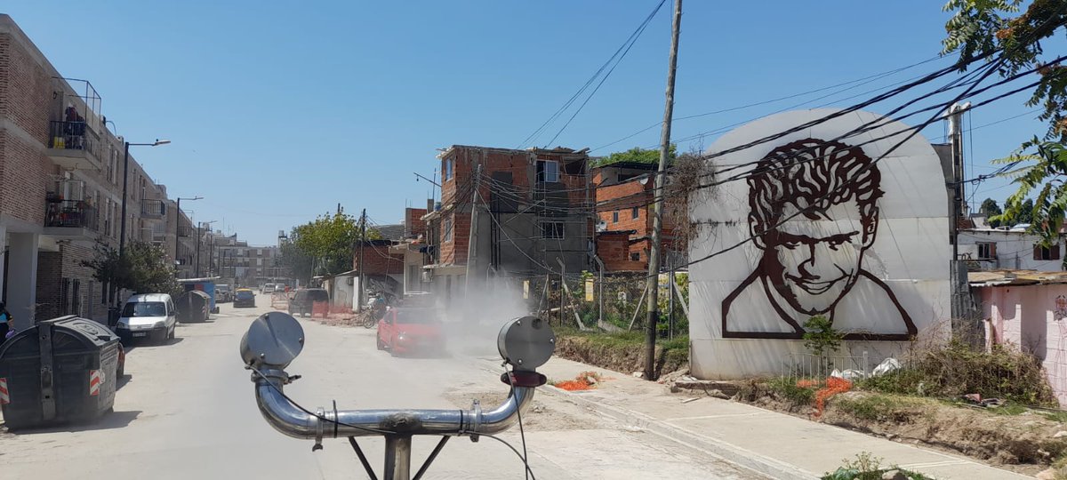 HectorN03153374's tweet photo. Hoy #DGGIS con la cuadrilla de #Saneamiento en #BarrioInta y #BarrioRodrigoBueno se realizó corte de pasto, fumigación manual, y móvil e Hidrolavado desinfeccion
@martingospedini
@Salas_Gabriel
@MariaMigliore https://t.co/kgcp6y0Ufk