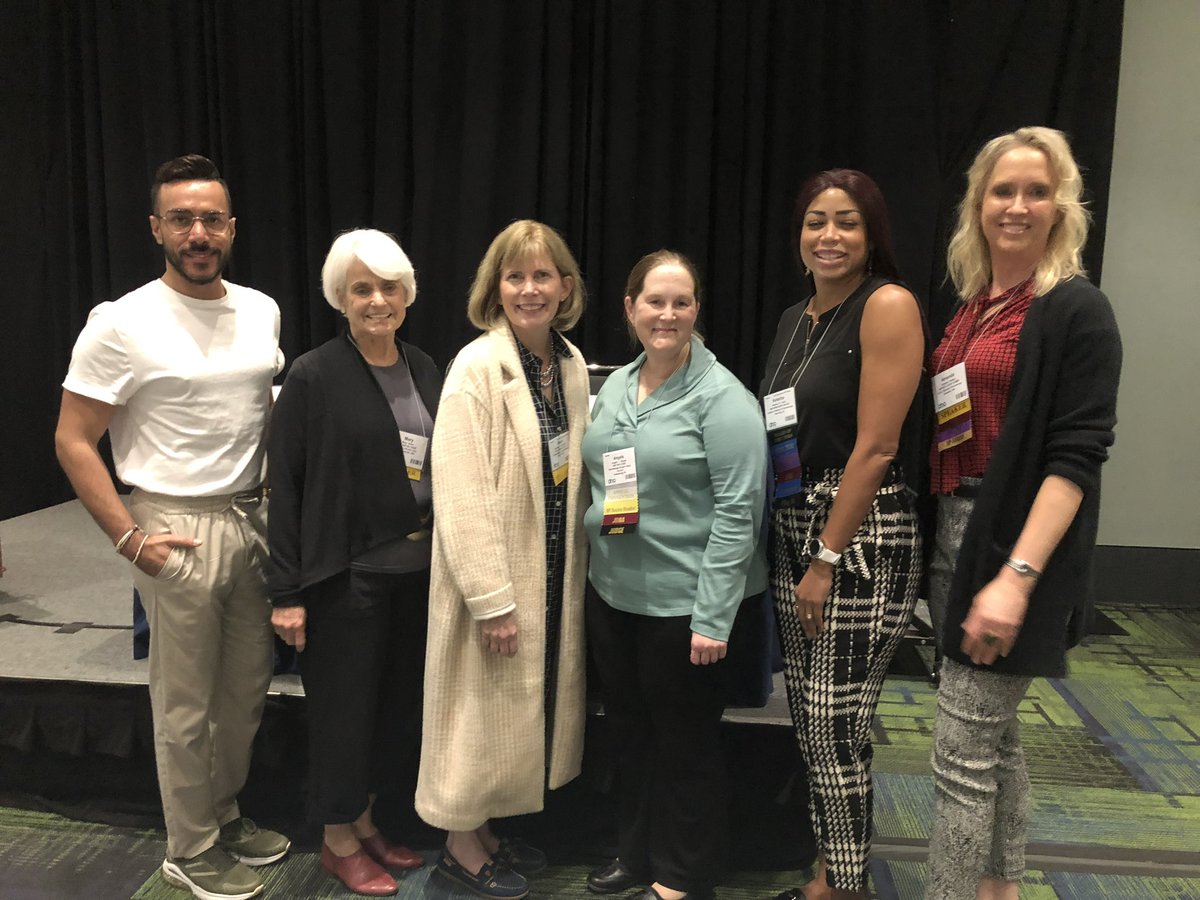 JournaloftheDNA's tweet photo. Thank you @DNAnurses for a wonderful opportunity to learn and network this week! #DNA41 @angelaborger @CashK33 https://t.co/FRFubgwOXY