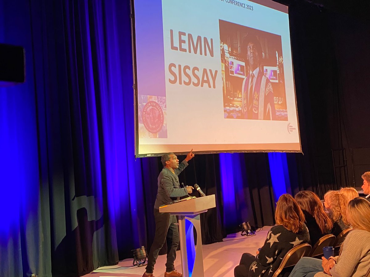lemnsissay's tweet photo. An honour to deliver two key notes to 400 teachers to kick off their inset day at #SandringhamSchool for Alban Acadamies Trust. Right now I am in Istanbul. https://t.co/DX7R14jYlF