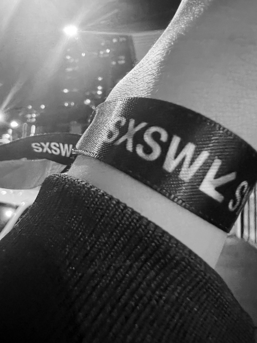 ERIKA LY tweet media