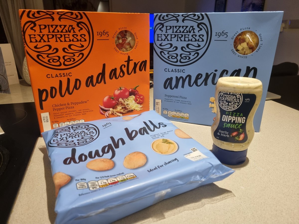 AlannahFrame's tweet photo. Happy National Pizza Day! @PizzaExpress is our choice this evening, nice. #pizza #NationalPizzaPieDay https://t.co/lKkjRQyF3W