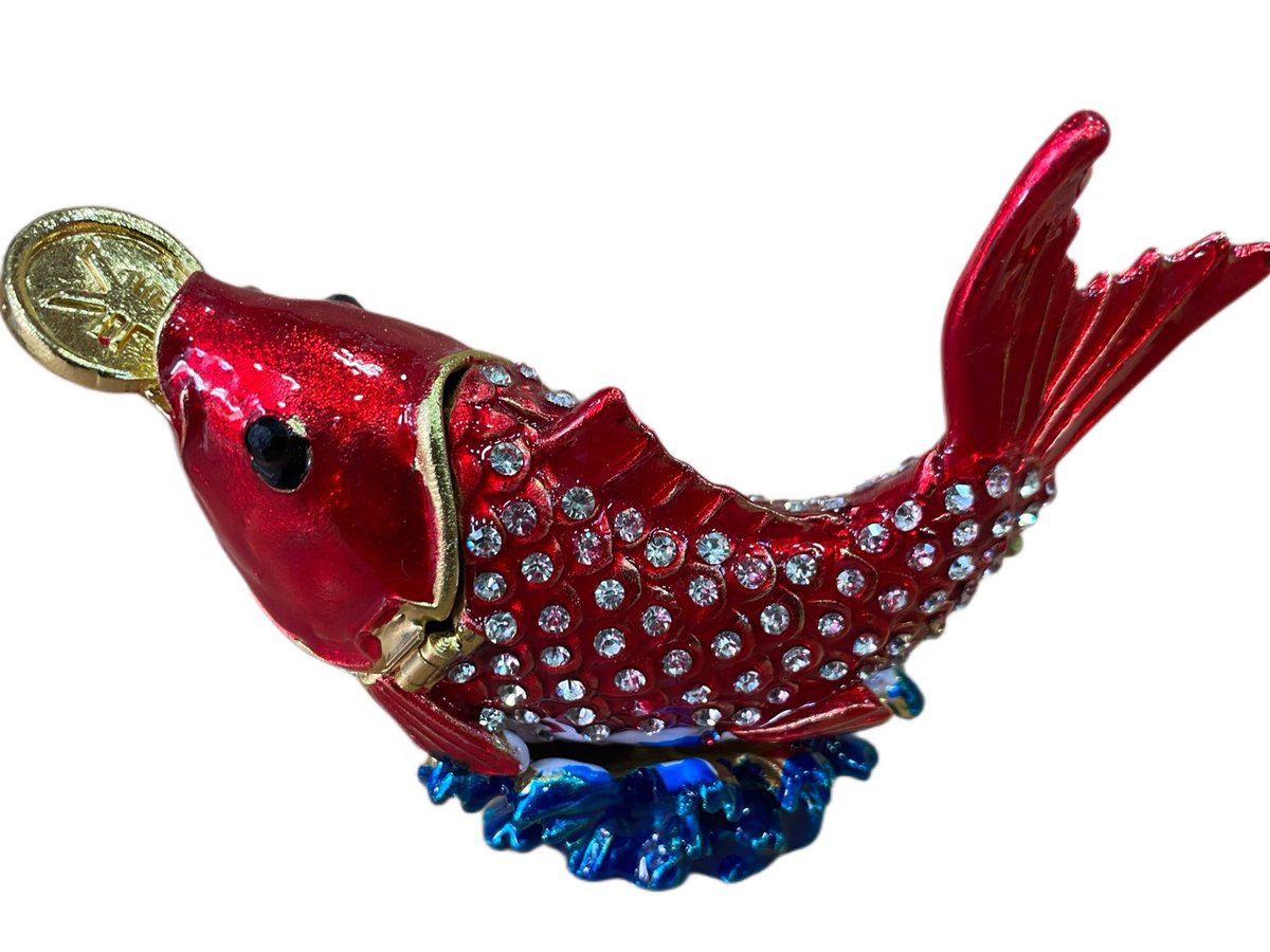 Ameras2001's tweet photo. Fish statue made of high quality plated metal with zircon - Home Decor #fishstatue #fishhomedecor #homedecorfish #fish #3dfishstatue https://t.co/BOe6DFvO23 https://t.co/VdNf47yE93