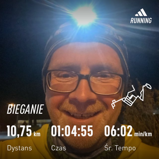 roman_kolek's tweet photo. Nocne, czwartkowe truchtanie😊 #running #thursdayrunning #runningforfun https://t.co/C2cVA4ErDQ