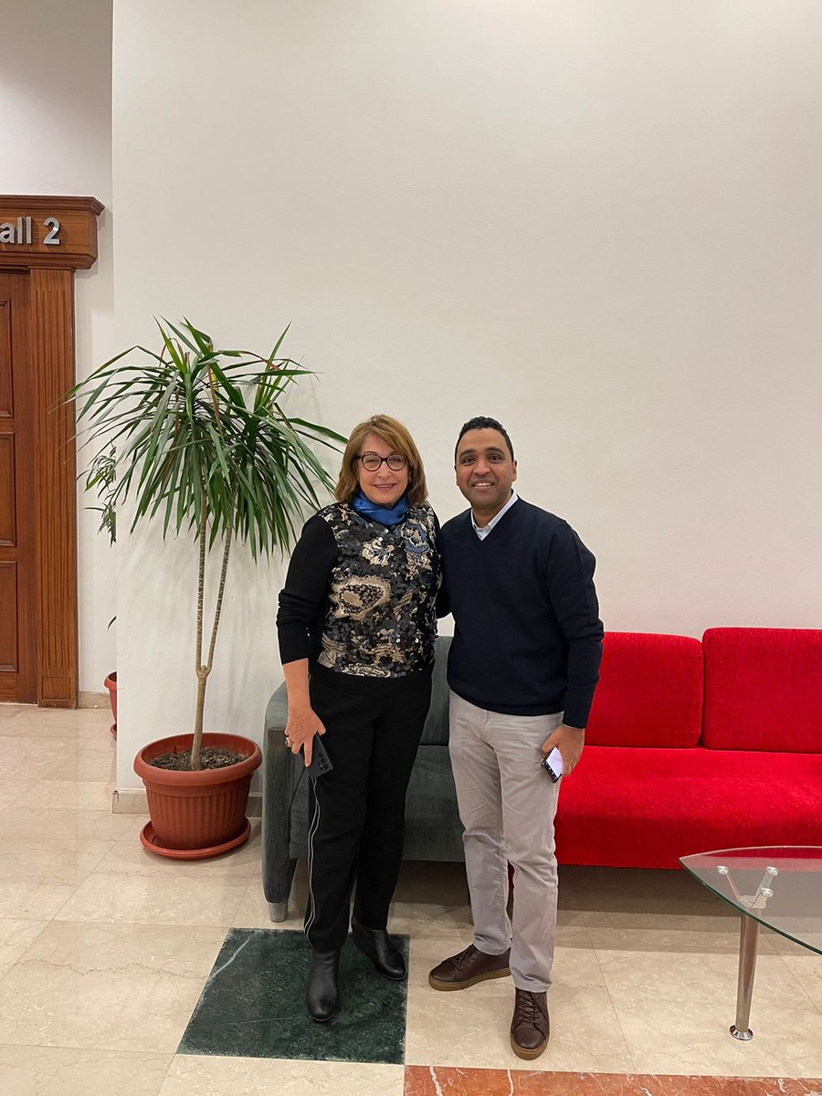AhmedSamymaher's tweet photo. مجهود شغل سنه يتحدث هنا 🤗 تفكر ...تخطط..تنفذ...حصادك 🤩
في النهايه تلاقي الصوره تبتسم لوحدها
#First
#Vodafone
#Training_development https://t.co/wPFvIrbpP0