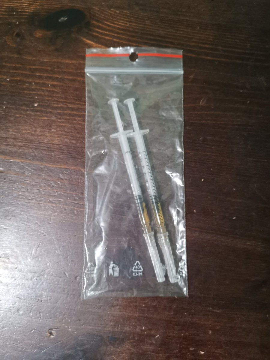 dirtypradas23 tweet media