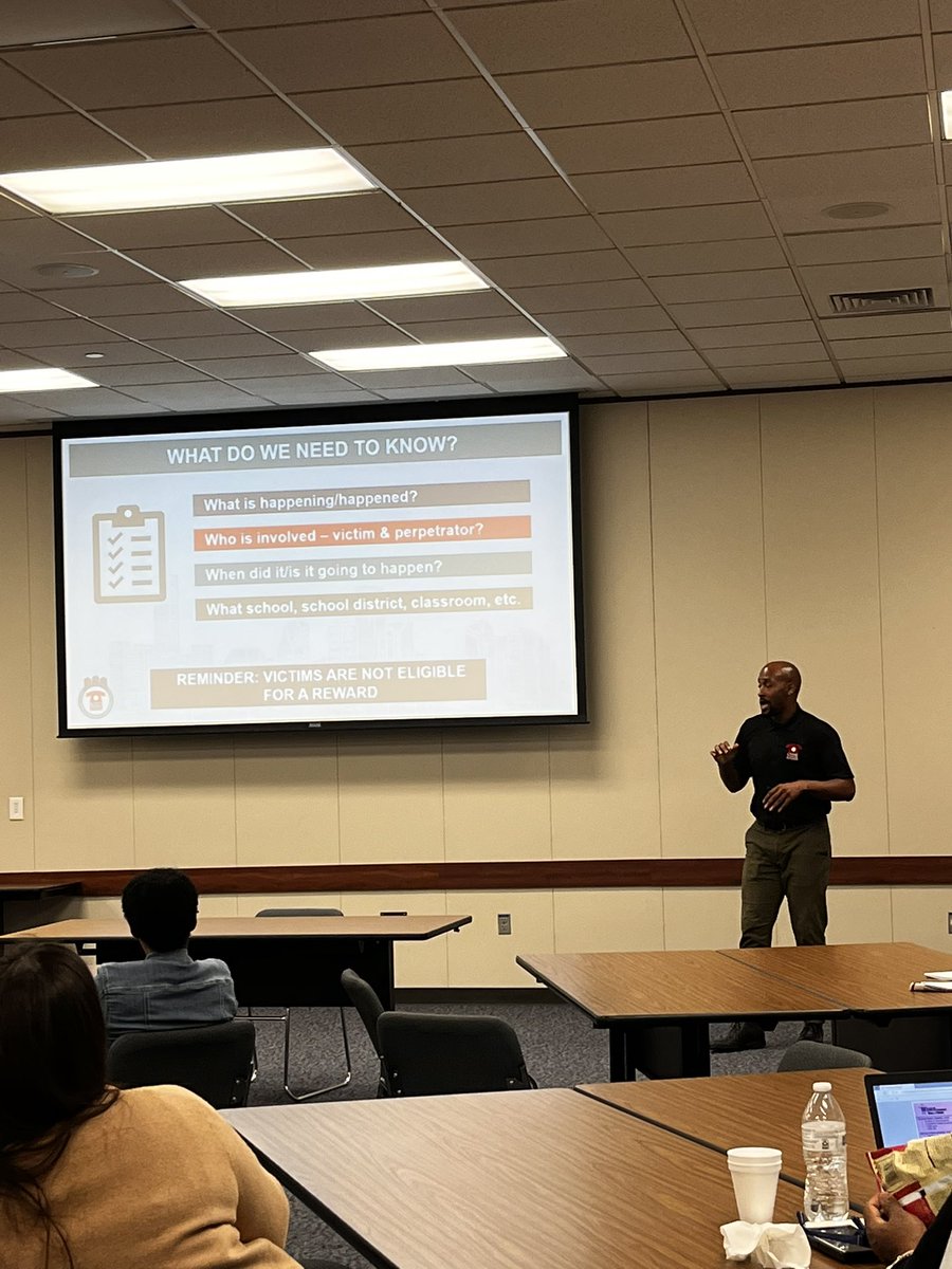 CrimeStopHOU's tweet image. Thank you Region 4 Education Center for inviting us to present at the Counselor’s Symposium today about social media and mental health, issues that affect students.

#counselor #symposium #region4 #educators #socialmedia #mentalhealthawareness ##crimestoppersofhouston