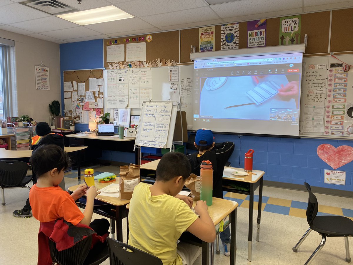 Ms. Klan tweet media