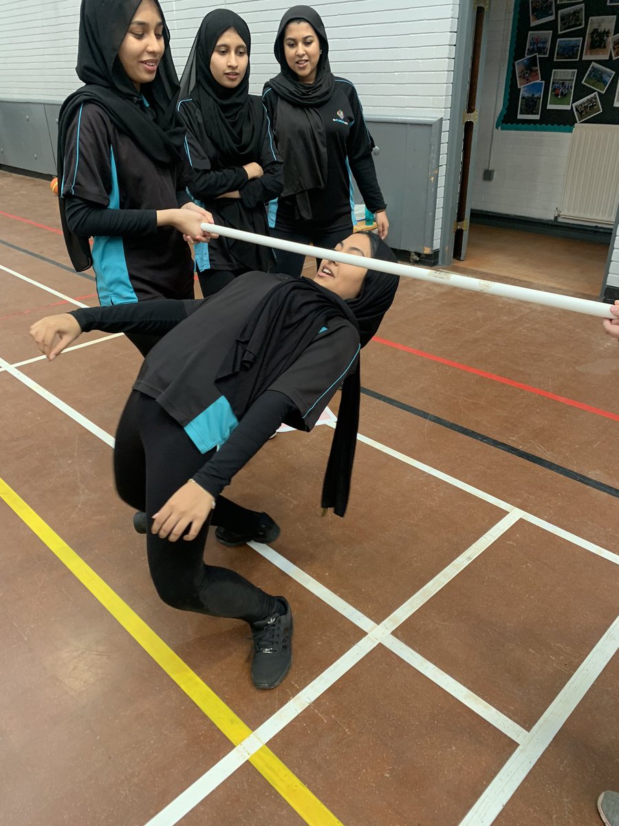 Our Year 9 students have been developing their leadership skills in PE. They have prepared and developed their own challenge games and delivered them to peers, showing excellent creativity and originality in the process. Well done to all involved. 🥎⚽️🏈🏀#leadership #creativity
