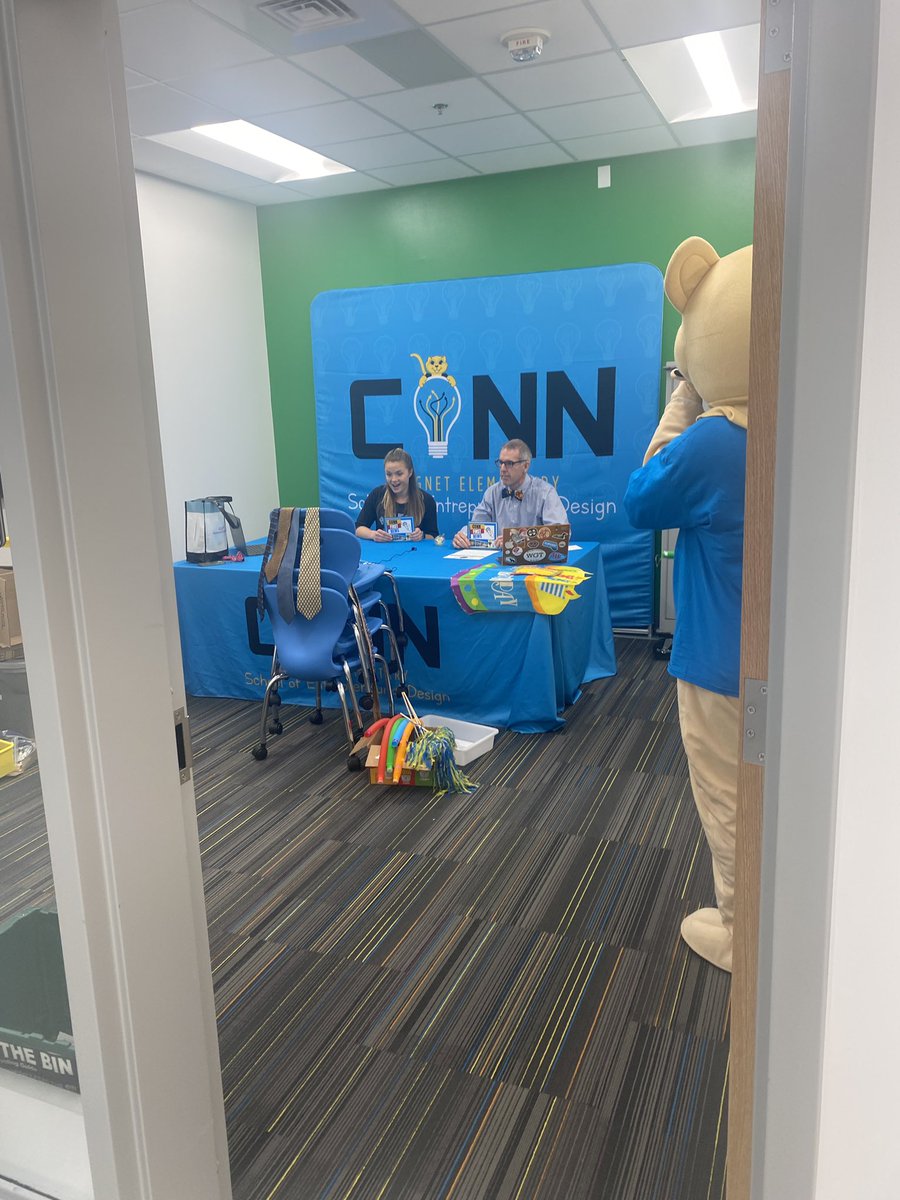 🎥 🗞️ Behind the scenes with #ConnE  news!  #CONNmUNITY #ConnFirstNews #wcpss #studentvoice #studentnews #collaboration #illuminatelearning <a href="/GridleyDaniel/">Daniel Gridley, M.Ed.</a> <a href="/MissJermyn/">Tabitha Jermyn</a>