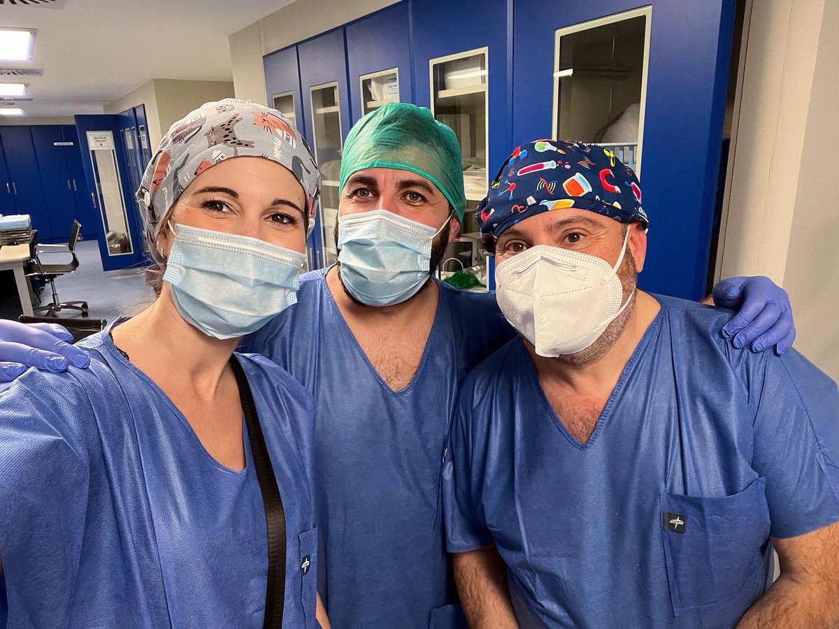 🔊Cirugías 3D en directo durante XXX CURSO DE ACTUALIZACIÓN EN CIRUGÍA:
1️⃣ CIRUGÍA DE REVISIÓN-Dr. Morales y Dra. Socas.
2️⃣ RESECCIÓN SEGMENTARIA POR ENFERMEDAD DIVERTICULAR-Dr. Corcione y Bracale.
📹 Imagen: #ViseraEliteIII (3D y 4K+ICG)
⚡️Energía: #Powerseal y #Thunderbeat