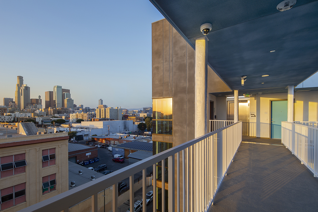 KFALosAngeles's tweet image. Congratulations to Meta Housing Corp, @ThePplConcern, and the entire project team on the Grand Opening of Lamp Lodge, an affordable apartment community in DTLA!

#KFAarchitecture #KFAprojects #architectureforlosangeles #LampLodge #affordablehousing #metahousing #thepeopleconcern