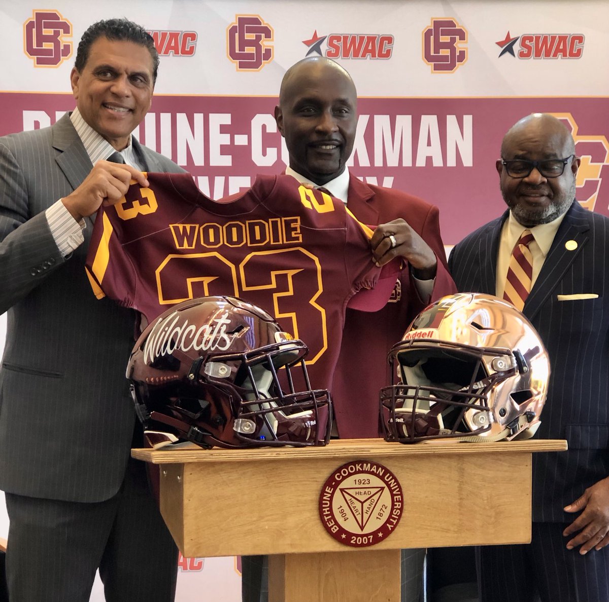 HBCUSports1's tweet photo. Raymond Woodie Introduced as Bethune-Cookman Head Football Coach 
📷HailWildcats https://t.co/TFNPprO8qP
