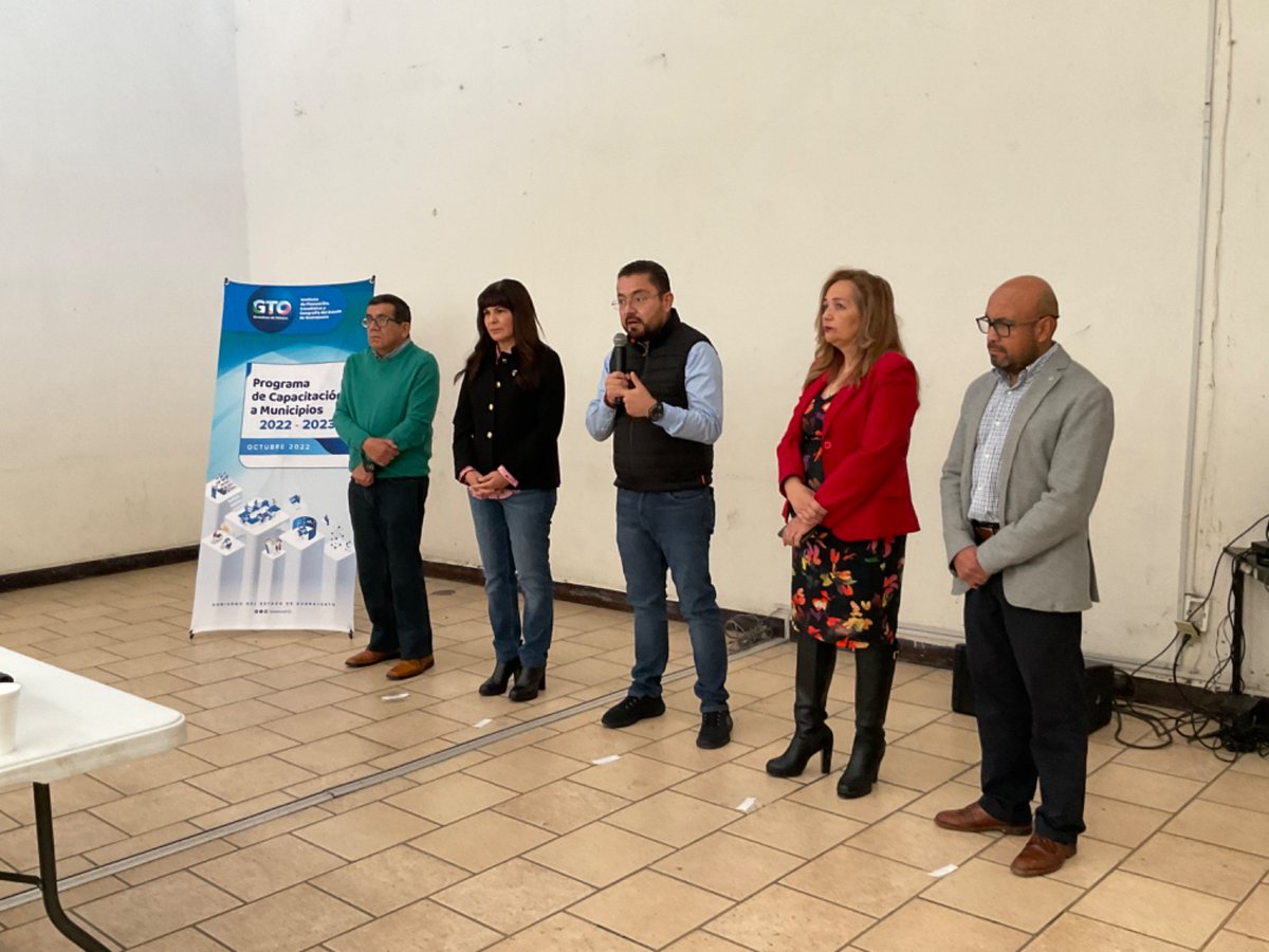 iplanegente's tweet photo. #IplaneGTO tiene el compromiso de impulsar el desarrollo municipal, a través del #Programa de #Capacitación a #Municipios
Como 2da fase,  capacitamos a 14 municipios en la definición de directrices estratégicas y ordenamiento territorial
Agradecemos a nuestro anfitrión @M_Penjamo https://t.co/Dm96abYMS5