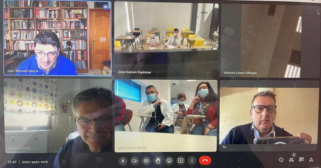 Hospital Universitario Poniente (@huniv_poniente) on Twitter photo Desde #HUnivPoniente #UNIP nos reunimos por videoconferencia con responsables de la unidad de investigación <a href="/TorrecardenasHU/">Hospital Universitario Torrecárdenas</a> con puntos en común y posibilidades de colaboración para mejorar la investigación sanitaria de la provincia #SomosPoniente <a href="/AlmeriaJunta/">AlmeríaJunta</a> <a href="/saludand/">Consejería de Salud y Consumo</a> <a href="/peacro/">PEDRO ACOSTA</a> Desde #HUnivPoniente #UNIP nos reunimos por videoconferencia con responsables de la unidad de investigación <a href="/TorrecardenasHU/">Hospital Universitario Torrecárdenas</a> con puntos en común y posibilidades de colaboración para mejorar la investigación sanitaria de la provincia #SomosPoniente <a href="/AlmeriaJunta/">AlmeríaJunta</a> <a href="/saludand/">Consejería de Salud y Consumo</a> <a href="/peacro/">PEDRO ACOSTA</a>