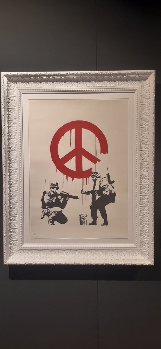 FGUI___'s tweet photo. #bansky in #Trieste https://t.co/z8rGjId0Kv
