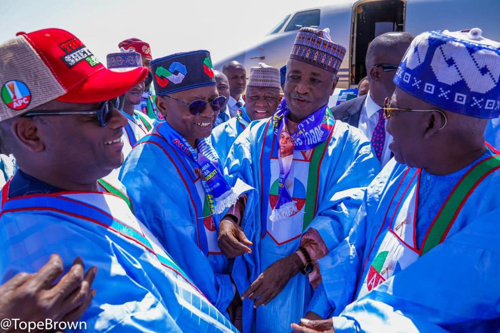 IamJimiBenson's tweet photo. The Sokoto State residents were happy to identify with the APC presidential candidate and all other candidates in the state, they all pledged to turn out massively to vote for the APC from top to bottom.
#yourpvcyourpower
#voteAPC https://t.co/0QNRYoYo2M