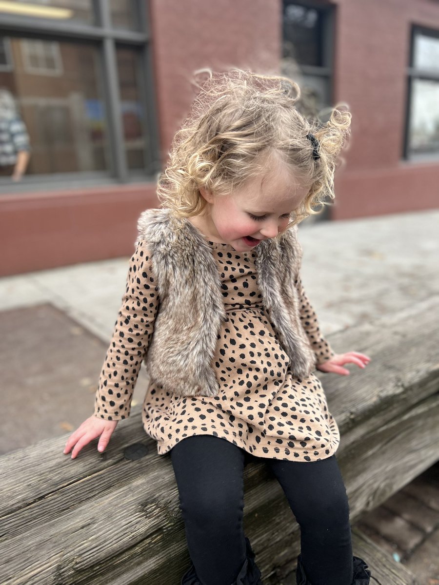 BeautyBabesBall's tweet photo. How is my baby girl almost THREE in just a little over a month! ๐๐๐ง๐ผ
#timeflieswhenyourehavingfun
#almost3yearsold #toddlergirl #toddlerstyle #babygirl #twocute #fashionista #girlmom #momlife https://t.co/Dnynkz4ILc